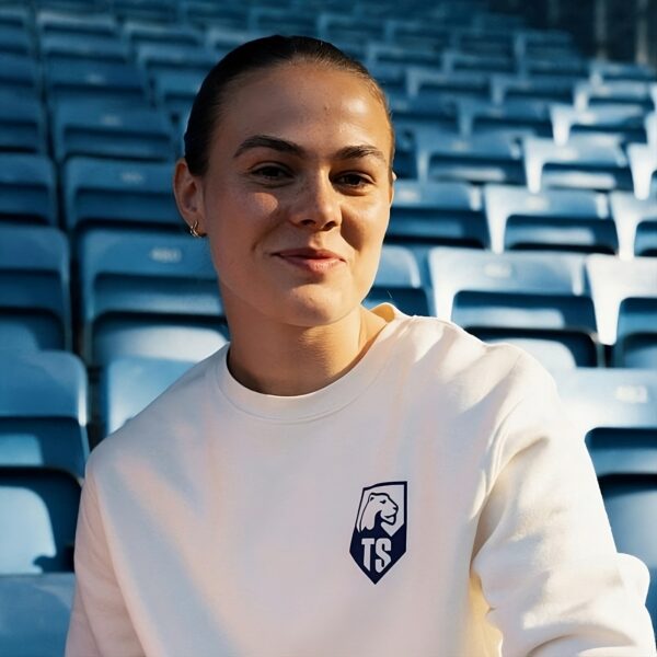 She Can Play Collegegenser I - Bilde 3